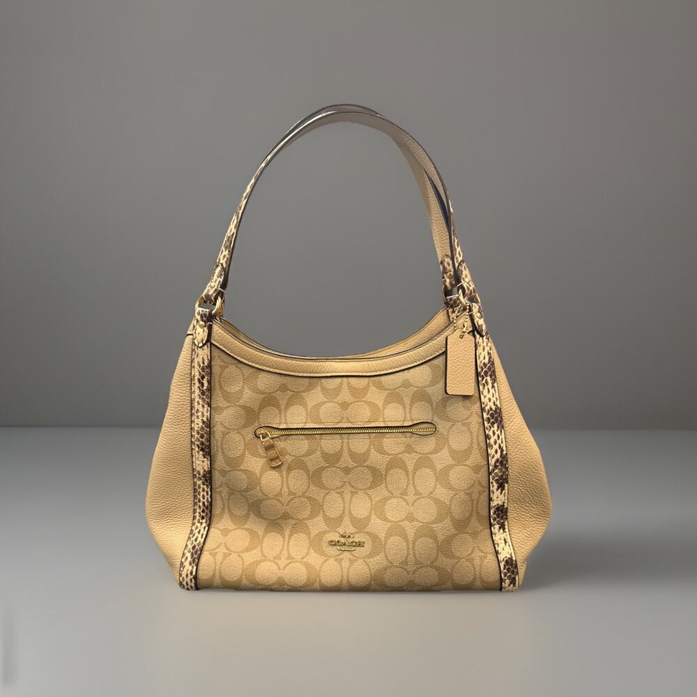 Coach Kristy Shoulder Bag Light Khaki/ivory Sig Design With Snake Embroidery New